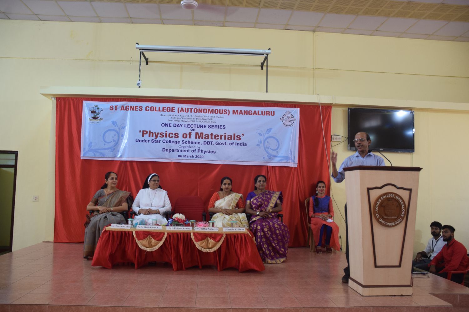 St_Agnes_Lecture_5.jpg